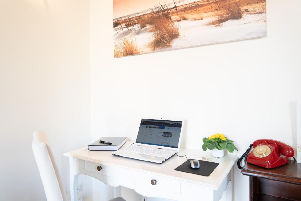 Guest house Myricae No Late Arrival Fiumicino