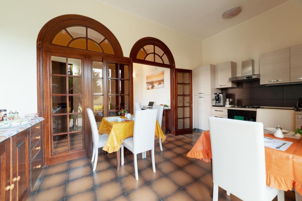 Myricae No Late Arrival Guest house Fiumicino